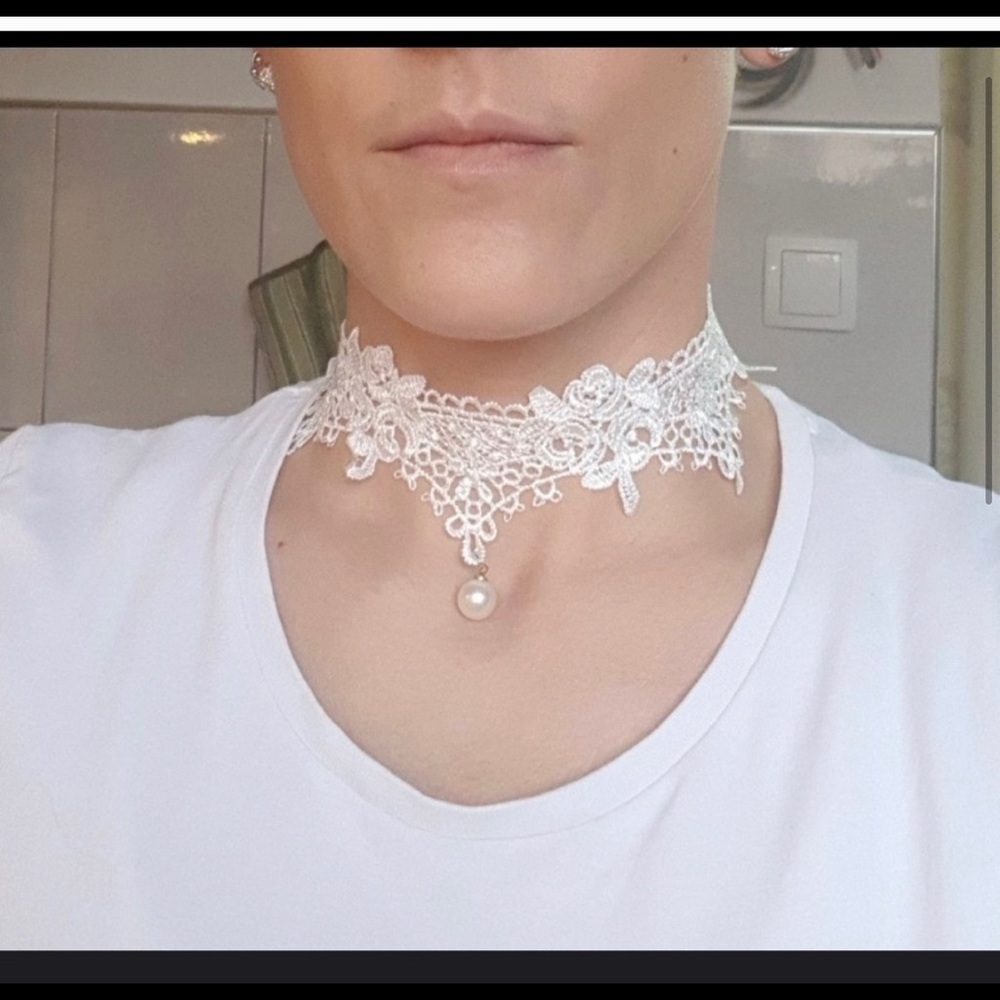 Brand new gorgeous choker - Picture 6 of 7